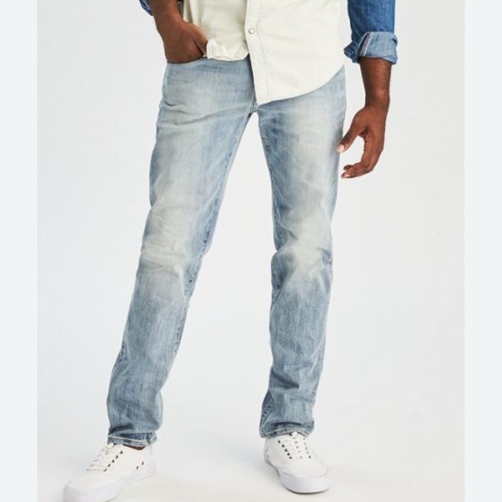 American Eagle Outfitters Men's Faded Blue Slim Jeans like new